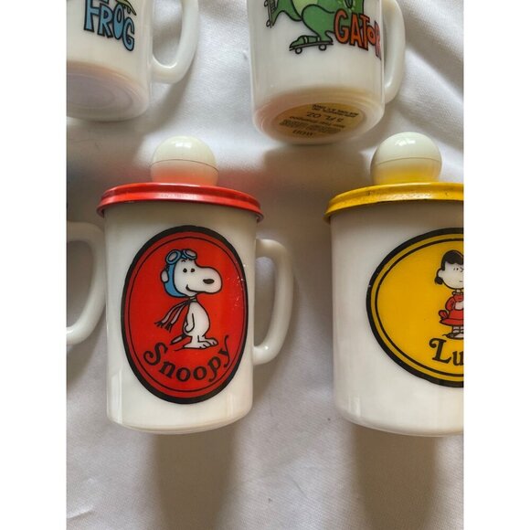 Vintage Peanuts & Animal Character Ceramic Mug Set W/ Lids - Picture 3 of 10